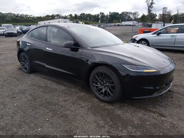 5YJ3E1EB2TF226111 2026 TESLA MODEL 3 - Image 1