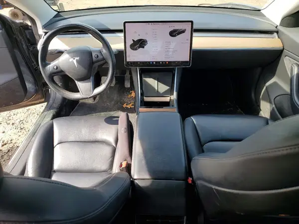 5YJ3E1EB3JF054815 2018 TESLA MODEL 3 - Image 8