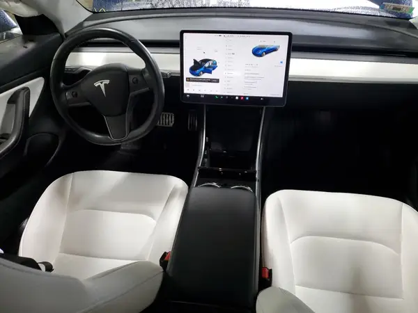 5YJ3E1EB3JF055673 2018 TESLA MODEL 3 - Image 8