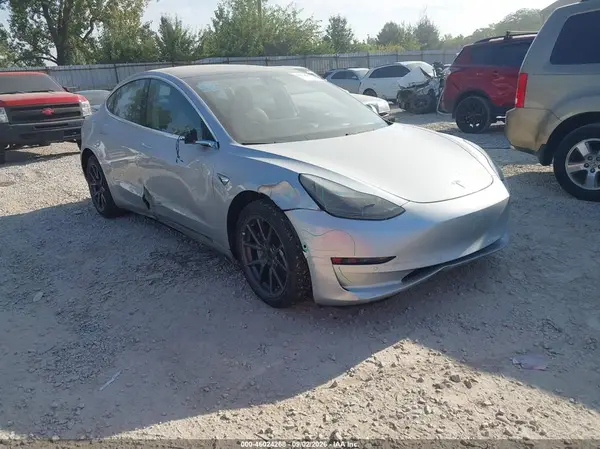 5YJ3E1EB3JF065278 2018 TESLA MODEL 3 - Image 1