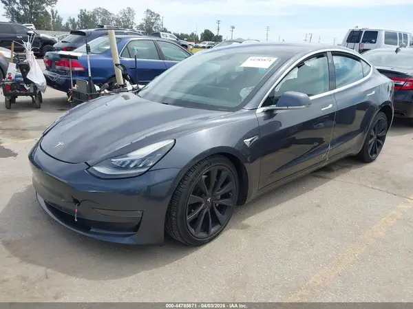 5YJ3E1EB3JF065927 2018 TESLA MODEL 3 - Image 2