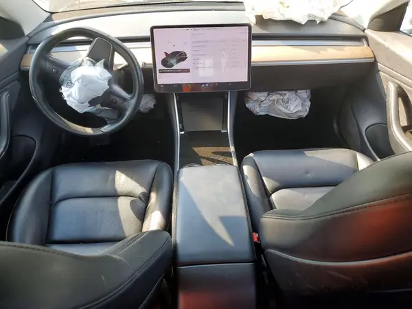 5YJ3E1EB3JF068150 2018 TESLA MODEL 3 - Image 8