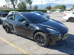 5YJ3E1EB3JF070822 2018 TESLA MODEL 3