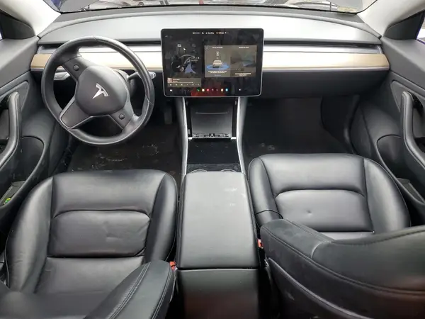 5YJ3E1EB3JF071355 2018 TESLA MODEL 3 - Image 8