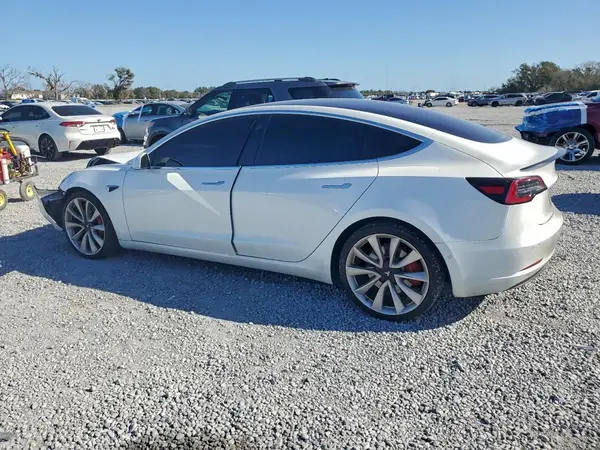 5YJ3E1EB3JF074529 2018 TESLA MODEL 3 - Image 2