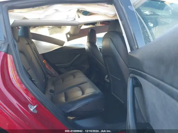 5YJ3E1EB3JF083652 2018 TESLA MODEL 3 - Image 8