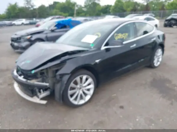 5YJ3E1EB3JF086728 2018 TESLA MODEL 3 - Image 2