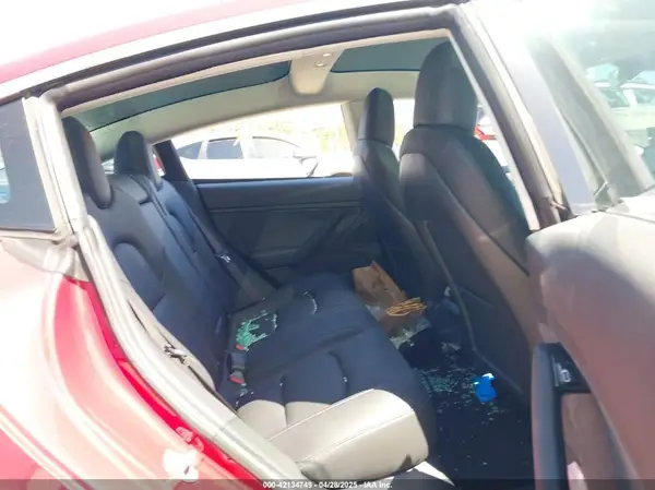 5YJ3E1EB3JF087779 2018 TESLA MODEL 3 - Image 8
