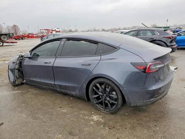 5YJ3E1EB3JF090598 2018 TESLA MODEL 3 - Image 2