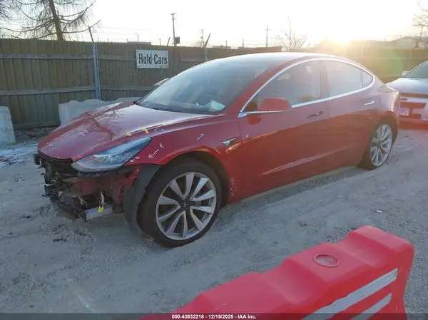 5YJ3E1EB3JF091413 2018 TESLA MODEL 3 - Image 2