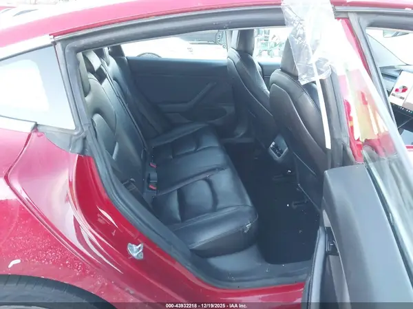 5YJ3E1EB3JF091413 2018 TESLA MODEL 3 - Image 8