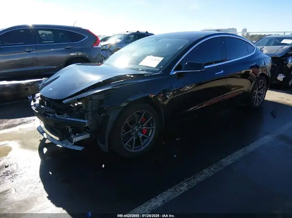 5YJ3E1EB3JF091847 2018 TESLA MODEL 3 - Image 2