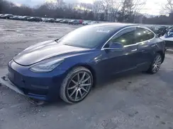 5YJ3E1EB3JF092030 2018 TESLA MODEL 3