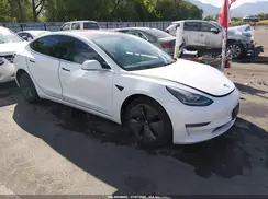 5YJ3E1EB3JF096952 2018 TESLA MODEL 3