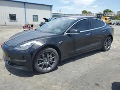 5YJ3E1EB3JF097003 2018 TESLA MODEL 3