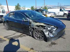5YJ3E1EB3JF099334 2018 TESLA MODEL 3