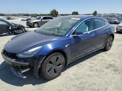 5YJ3E1EB3JF099754 2018 TESLA MODEL 3
