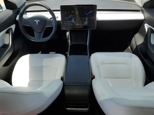 5YJ3E1EB3JF099754 2018 TESLA MODEL 3 - Image 8