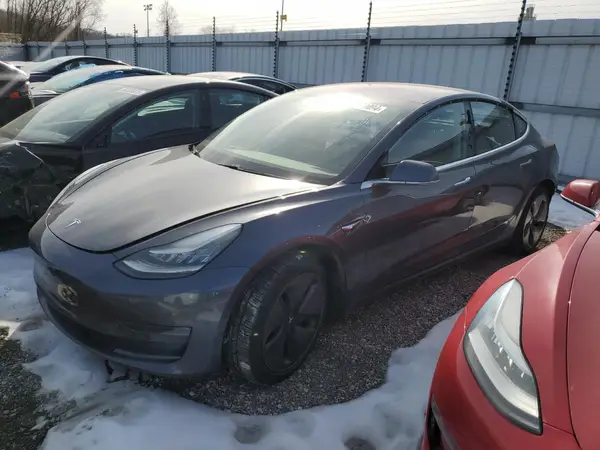 5YJ3E1EB3JF104001 2018 TESLA MODEL 3 - Image 1