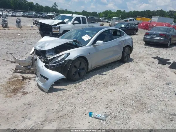 5YJ3E1EB3JF104435 2018 TESLA MODEL 3 - Image 2