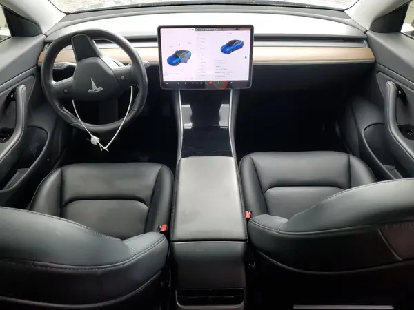 5YJ3E1EB3JF105326 2018 TESLA MODEL 3 - Image 8