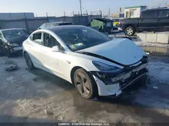 5YJ3E1EB3JF109490 2018 TESLA MODEL 3