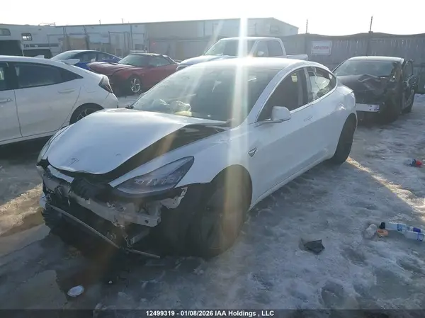 5YJ3E1EB3JF109490 2018 TESLA MODEL 3 - Image 2