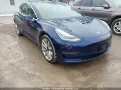 5YJ3E1EB3JF109537 2018 TESLA MODEL 3