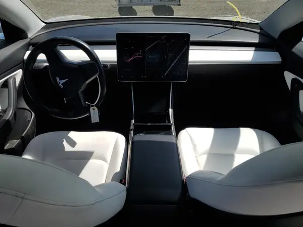 5YJ3E1EB3JF111918 2018 TESLA MODEL 3 - Image 8