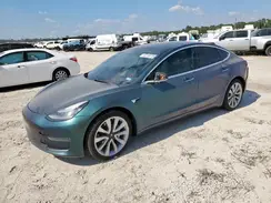 5YJ3E1EB3JF112082 2018 TESLA MODEL 3