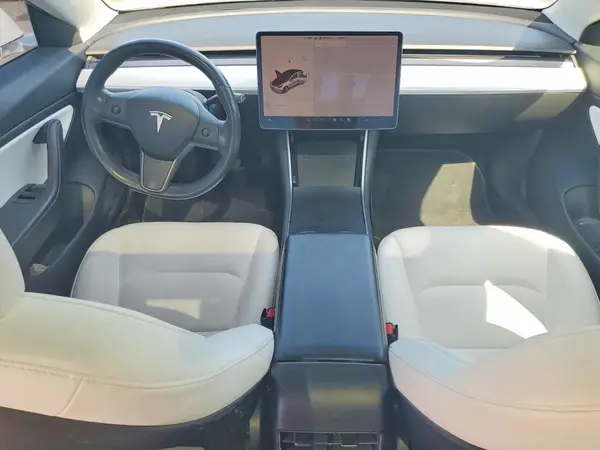 5YJ3E1EB3JF112180 2018 TESLA MODEL 3 - Image 8