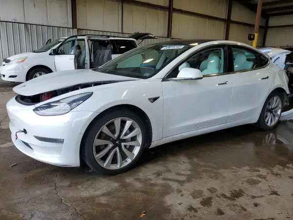 5YJ3E1EB3JF112292 2018 TESLA MODEL 3 - Image 1