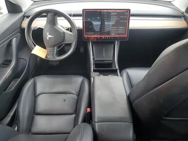 5YJ3E1EB3JF113636 2018 TESLA MODEL 3 - Image 8