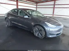 5YJ3E1EB3JF114088 2018 TESLA MODEL 3