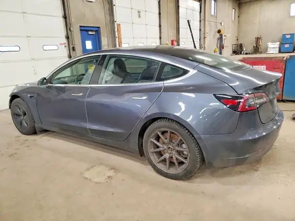 5YJ3E1EB3JF114317 2018 TESLA MODEL 3 - Image 2