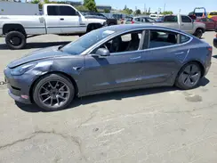5YJ3E1EB3JF114382 2018 TESLA MODEL 3