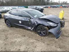 5YJ3E1EB3JF114401 2018 TESLA MODEL 3