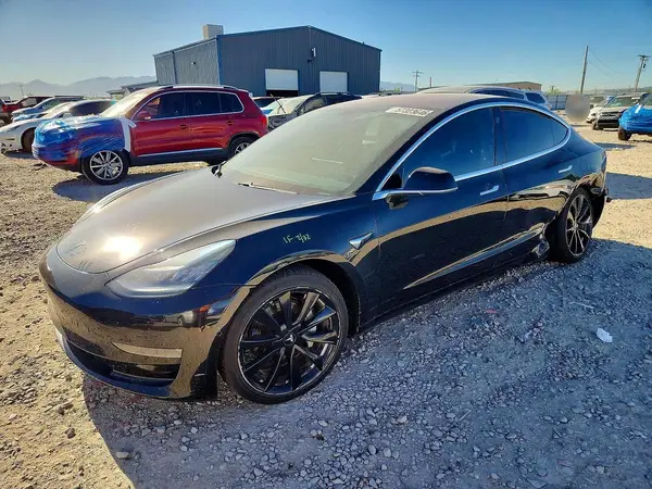 5YJ3E1EB3JF115709 2018 TESLA MODEL 3 - Image 1