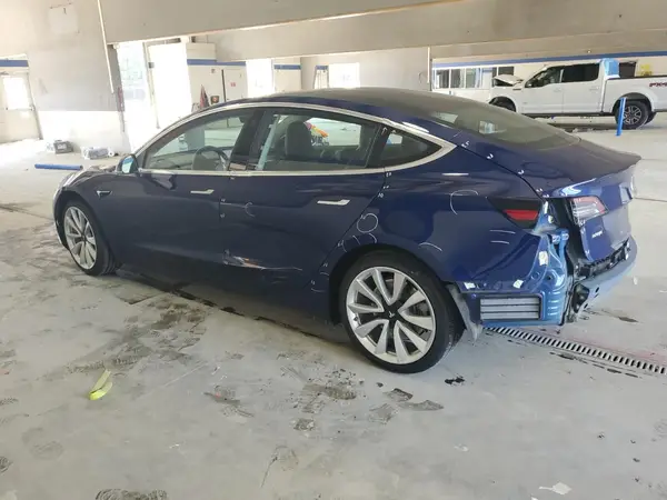 5YJ3E1EB3JF116066 2018 TESLA MODEL 3 - Image 2