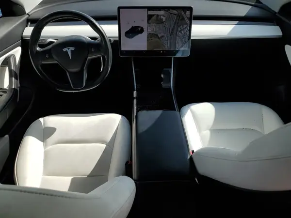 5YJ3E1EB3JF116133 2018 TESLA MODEL 3 - Image 8