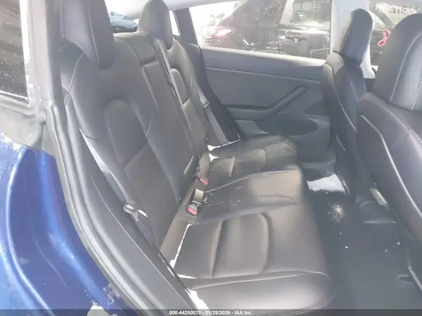 5YJ3E1EB3JF117427 2018 TESLA MODEL 3 - Image 8