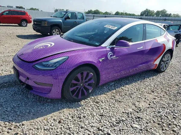 5YJ3E1EB3JF117766 2018 TESLA MODEL 3 - Image 1