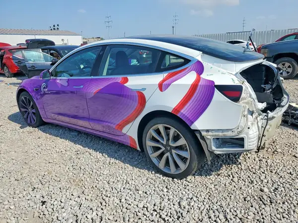 5YJ3E1EB3JF117766 2018 TESLA MODEL 3 - Image 2