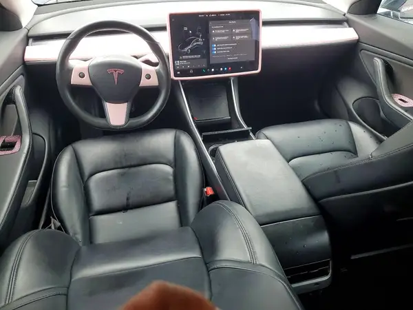 5YJ3E1EB3JF121137 2018 TESLA MODEL 3 - Image 8