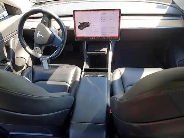 5YJ3E1EB3JF128105 2018 TESLA MODEL 3 - Image 8