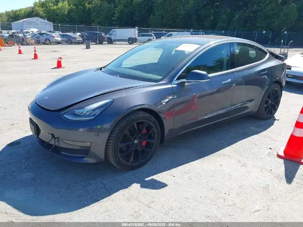 5YJ3E1EB3JF129013 2018 TESLA MODEL 3 - Image 2