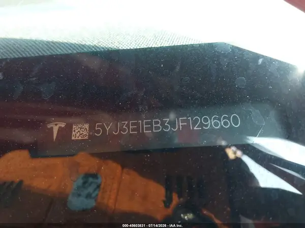 5YJ3E1EB3JF129660 2018 TESLA MODEL 3 - Image 8