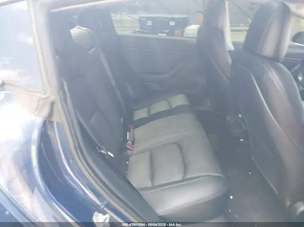 5YJ3E1EB3JF133840 2018 TESLA MODEL 3 - Image 8