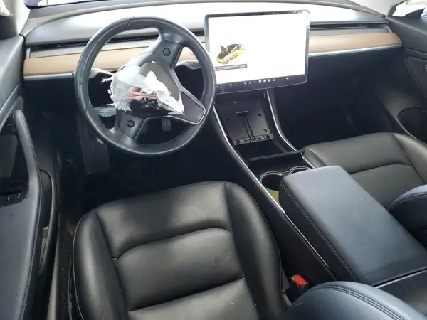 5YJ3E1EB3JF133935 2018 TESLA MODEL 3 - Image 8