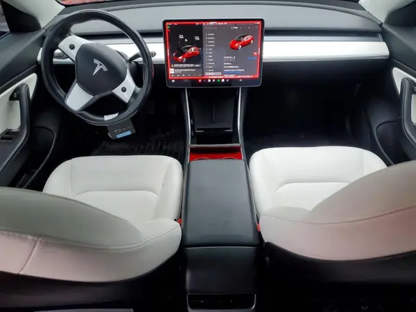 5YJ3E1EB3JF134860 2018 TESLA MODEL 3 - Image 8